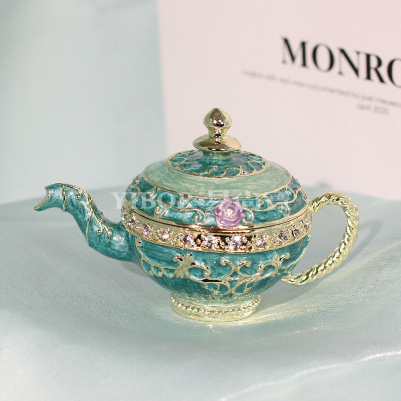 Caja de joyería de color de esmalte de metal Tetera creativa Decoración pequeña Retro chapado en oro Diamante Artesanía pintada a mano Regalo en stock