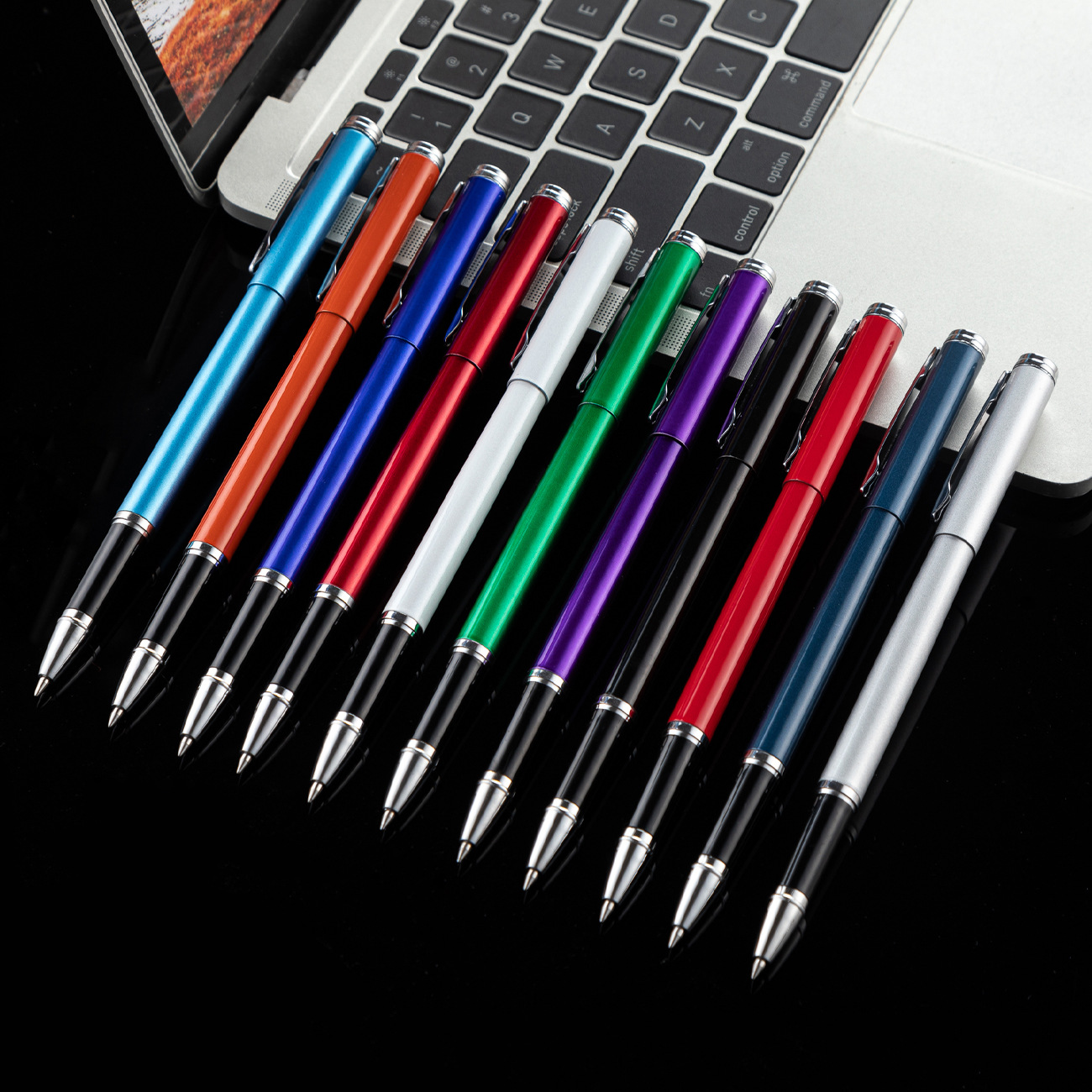 Fabricante de bolígrafo de firma en stock bolígrafo de metal de alta calidad regalos comerciales bolígrafo publicitario logotipo de impresión nuevo bolígrafo multicolor