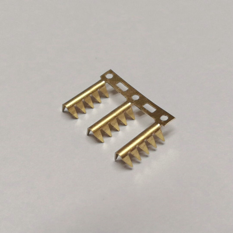 10MM terminal de cableado de dientes de tiburón hebilla de cobre en forma de U Diente de cocodrilo serrado de cobre que prensa terminal conector eléctrico hebilla de alambre