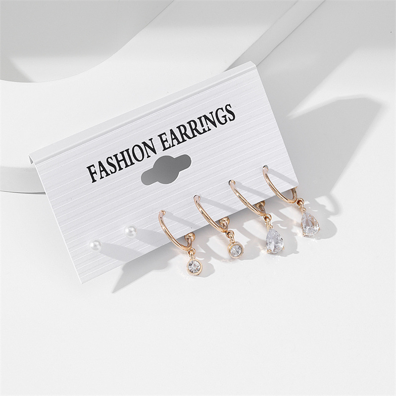 Fashion Geometric Alloy Plating Artificial Pearls Women's Earrings 1 Set display picture 44