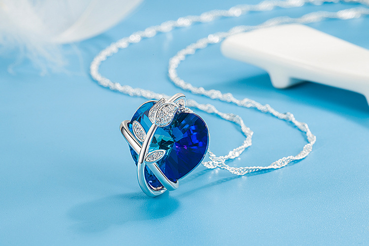 Pendant Necklace Classification Fashion Heart Shape Copper Plating Artificial Crystal Pendant Necklace