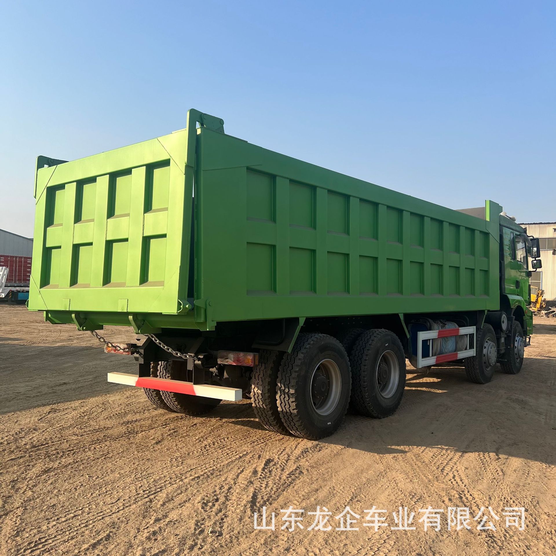 In-stock export of Shaanqi Delong H3000 rear-tipping dump truck, 12-wheel mining ore, soil, sand, and gravel transport tipper truck