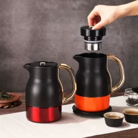 保温杯;保温壶/瓶;塑料杯