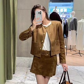 女式针织衫;连衣裙;女式羊毛衫