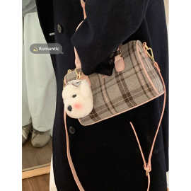 冬季毛呢格子手提包包女2024新款时尚韩版枕头包百搭单肩斜挎包