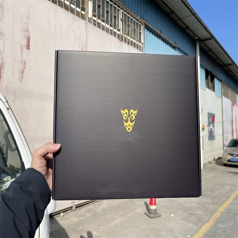 Paper gift box printing silver card paper gilding display carton printing factory