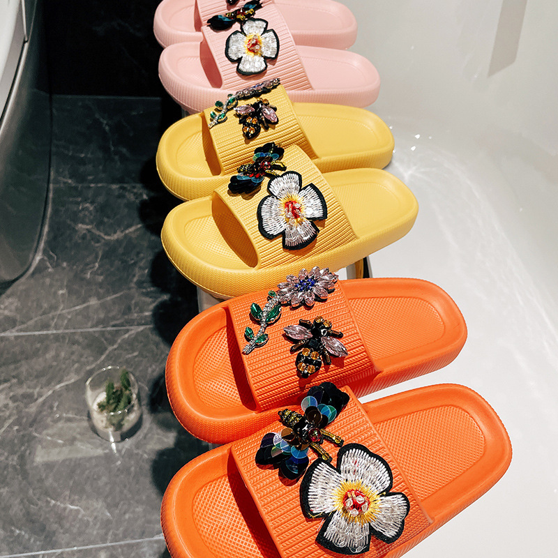 Korean Designer Rhinestone Series Thick-Soled Slippers Candy Color Soft Bottom Non-Slip Ladies Flower Bathroom Slippers