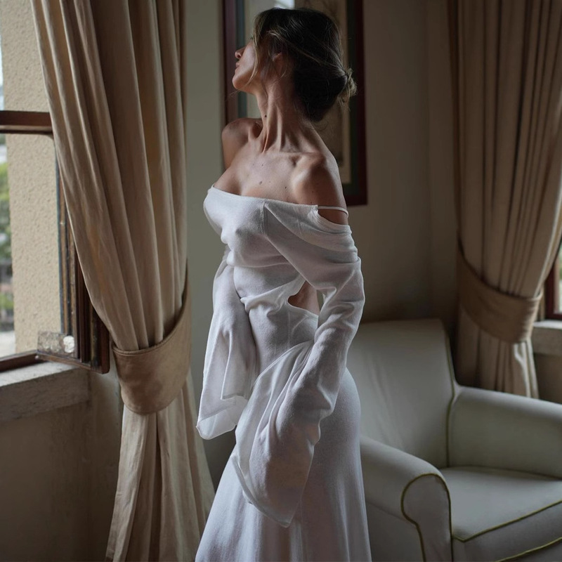 French Sexy Backless Dress Knitted Thin Autumn and Winter 2023 Export Cross-Border Vacation European and American Long Dress