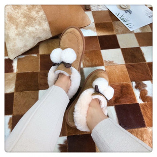 TUGGY���ϼ�ɣ�´�P��һ������ë��ѩ��ѥŮ����Ƥëһ�w&Tau;UGG&Upsilon;