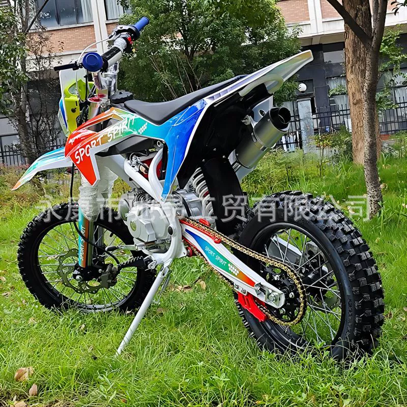 125СС высокие гонки внедорожный мотоцикл KTM двухколесное внедорожное средство вседорожный мотоцикл место проведения внедорожный мотоцикл