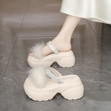 ��Ů�L�ɸ�����ЬŮ�ļ��¿�8cm���߾޺ÿ���ˮ�ëëһ�֛���1