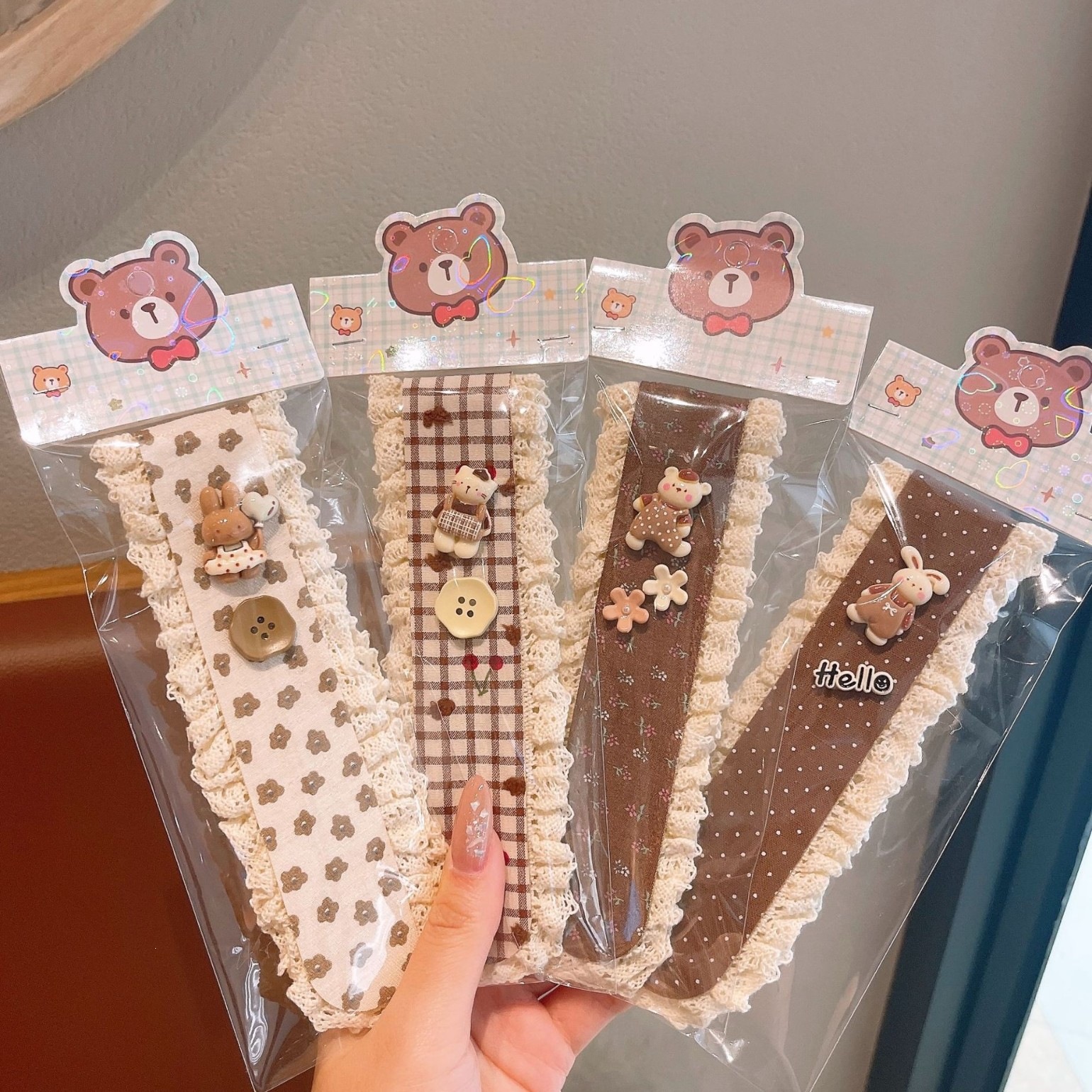 Magic Tape for Girls' Bangs, Children's Plaid Hair Styling Tool, Baby Hair Clip and Hair Accessory