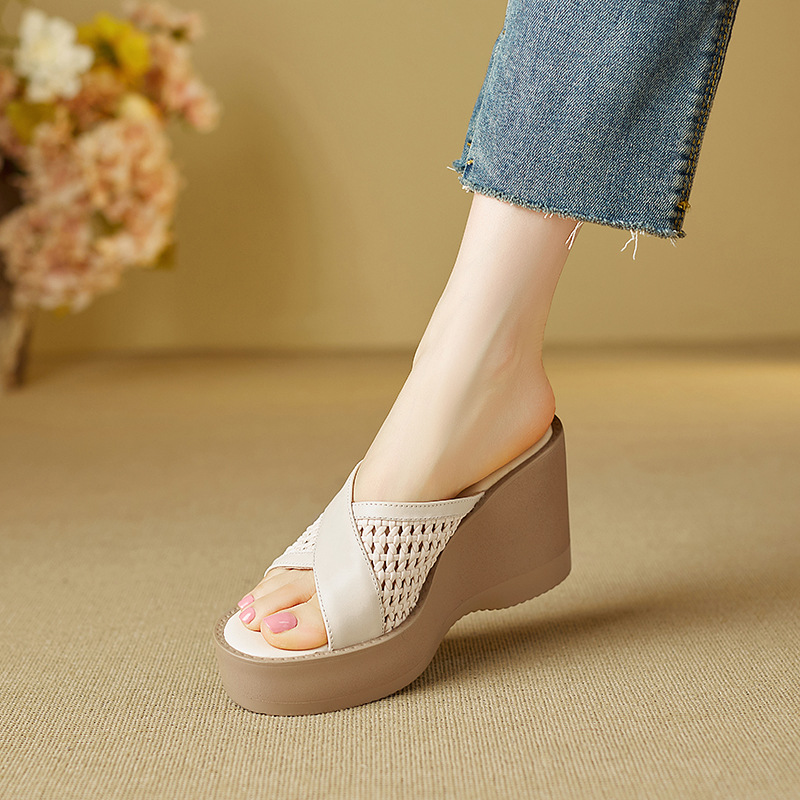 Dép sandal nữ da bò cao gót đế xuồng quai ngang đan — màu đen, màu trắng ngà