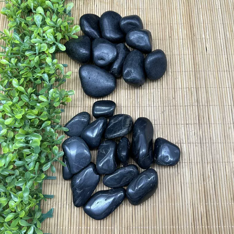 批发鹅卵石黑色石头园林工程铺垫造景雨花石 景观庭院装饰石子