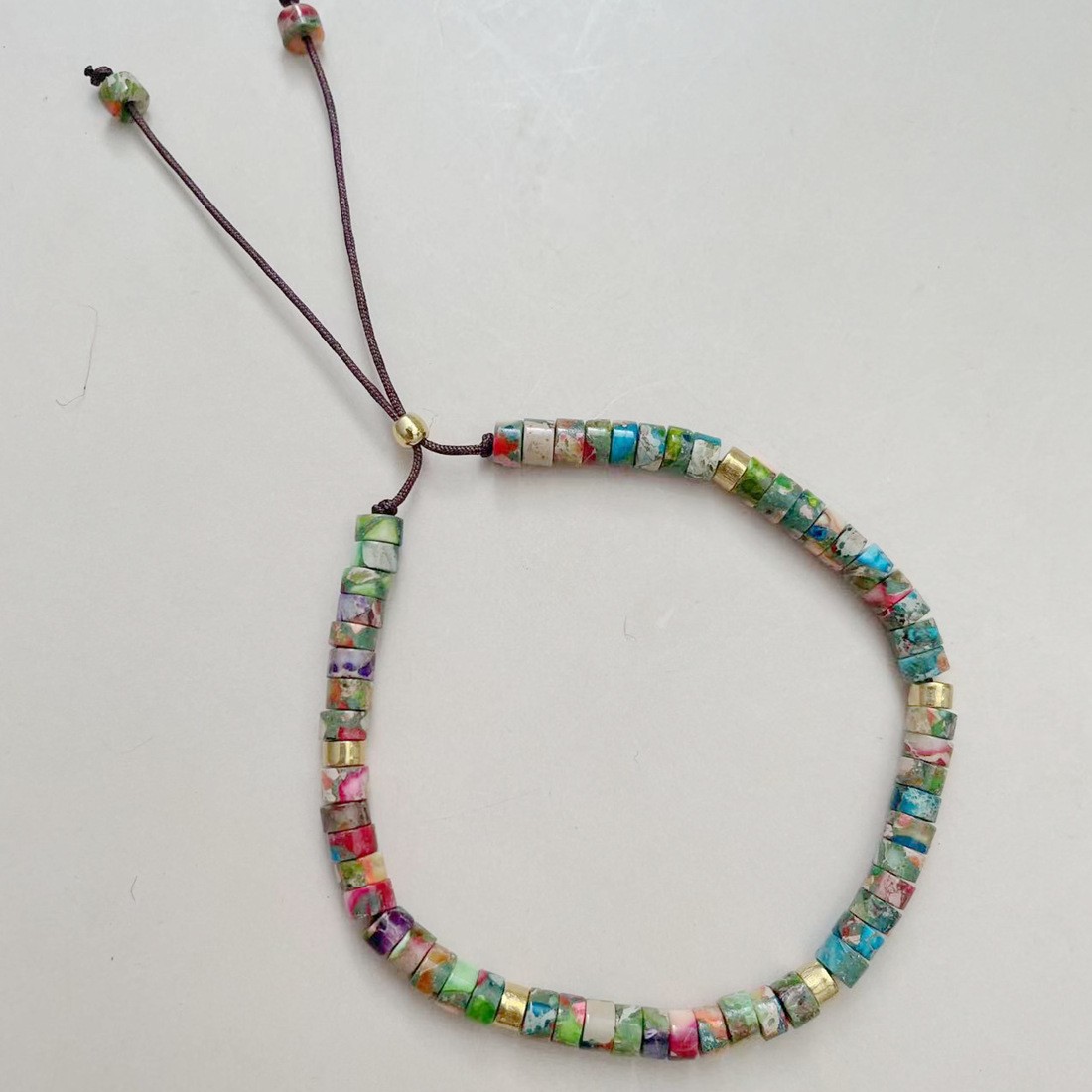 다채로운 황제 소나무 무접착제 교수형 구슬