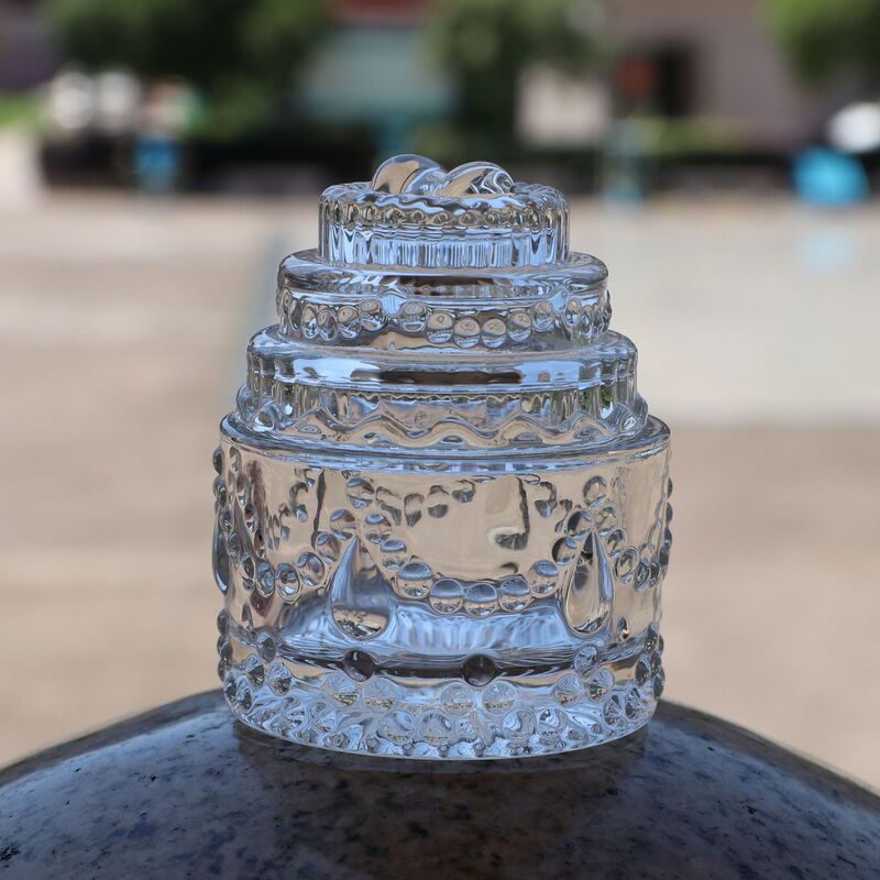 Crystal glass cake-shaped candy jar candy box aromatherapy jar wax glass jar glass cotton swab toothpick packing box