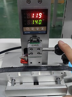 ���ԄӾ����C �����C �d������̨ �������ޙCAuto Taping Machine