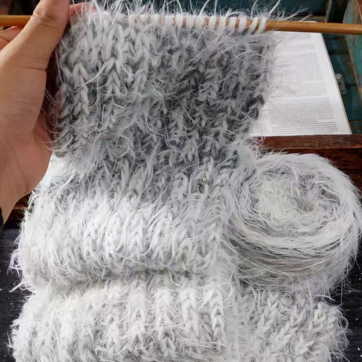 긴털 회색 깃털 그라데이션 150g