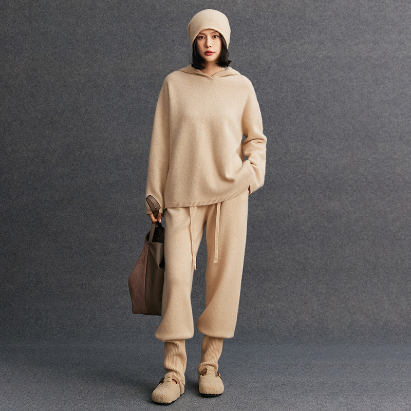 Cashmere Women's Loose-Fitting Jogger Pants with Stacked Cuffs, Solid Color Versatile Autumn and Winter New Old Money Style Casual Pants