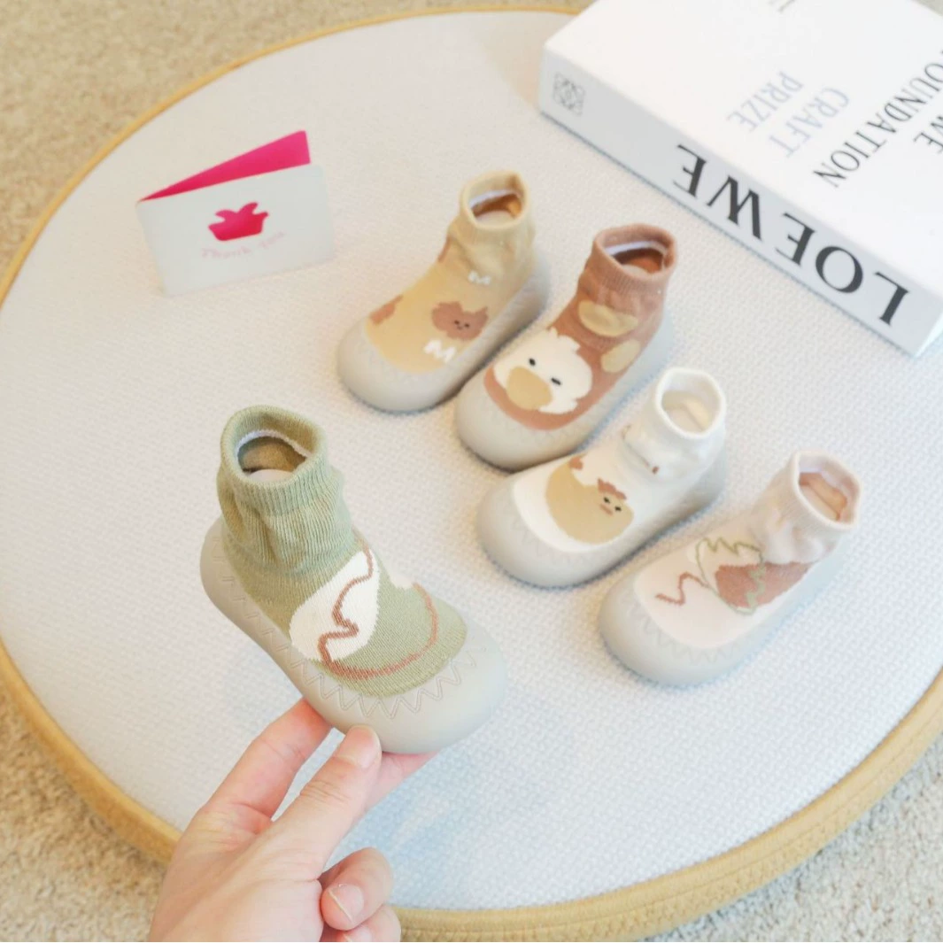 Детские ходунки на мягкой подошве нескользящие и дышащие носки обувь для мужчин и женщин