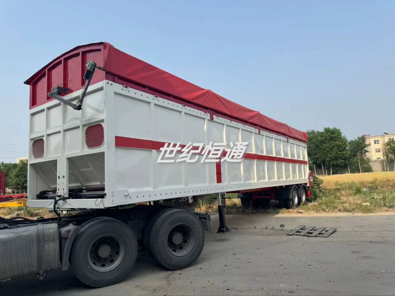 Высокобортный полуприцеп-платформа, полуприцеп-платформа, бункерный самосвальный полуприцеп для экспорта.