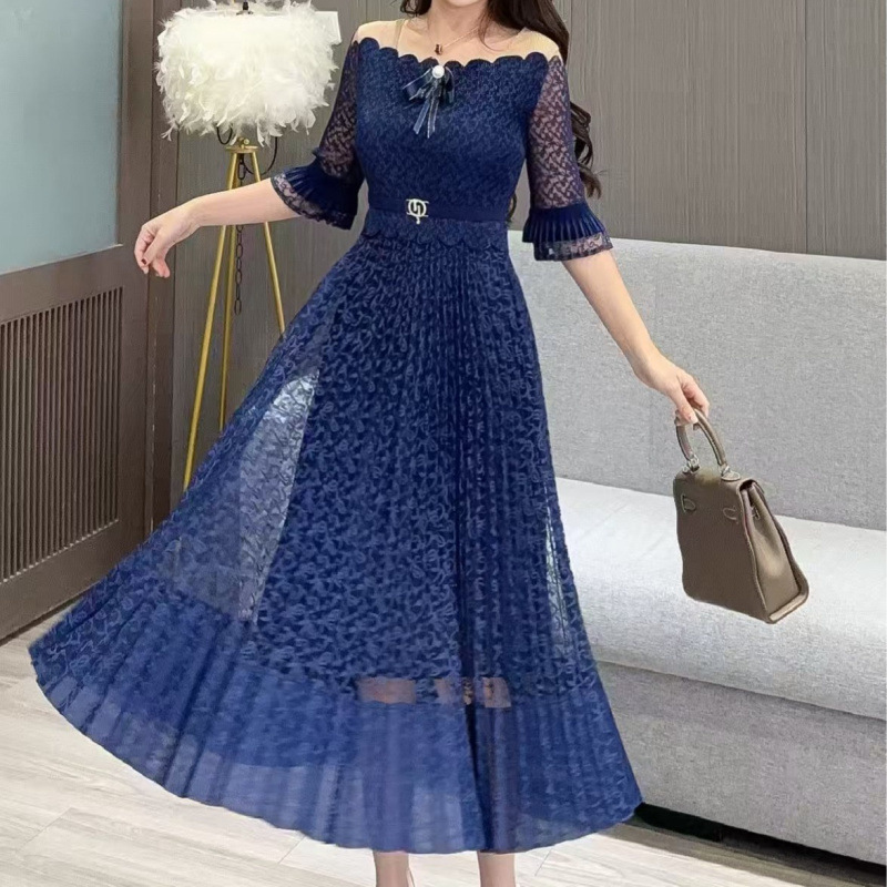 European Station 2026 Spring New Fashion Pleated Lace Patchwork Slimming Mid-Length Pleated Dress
