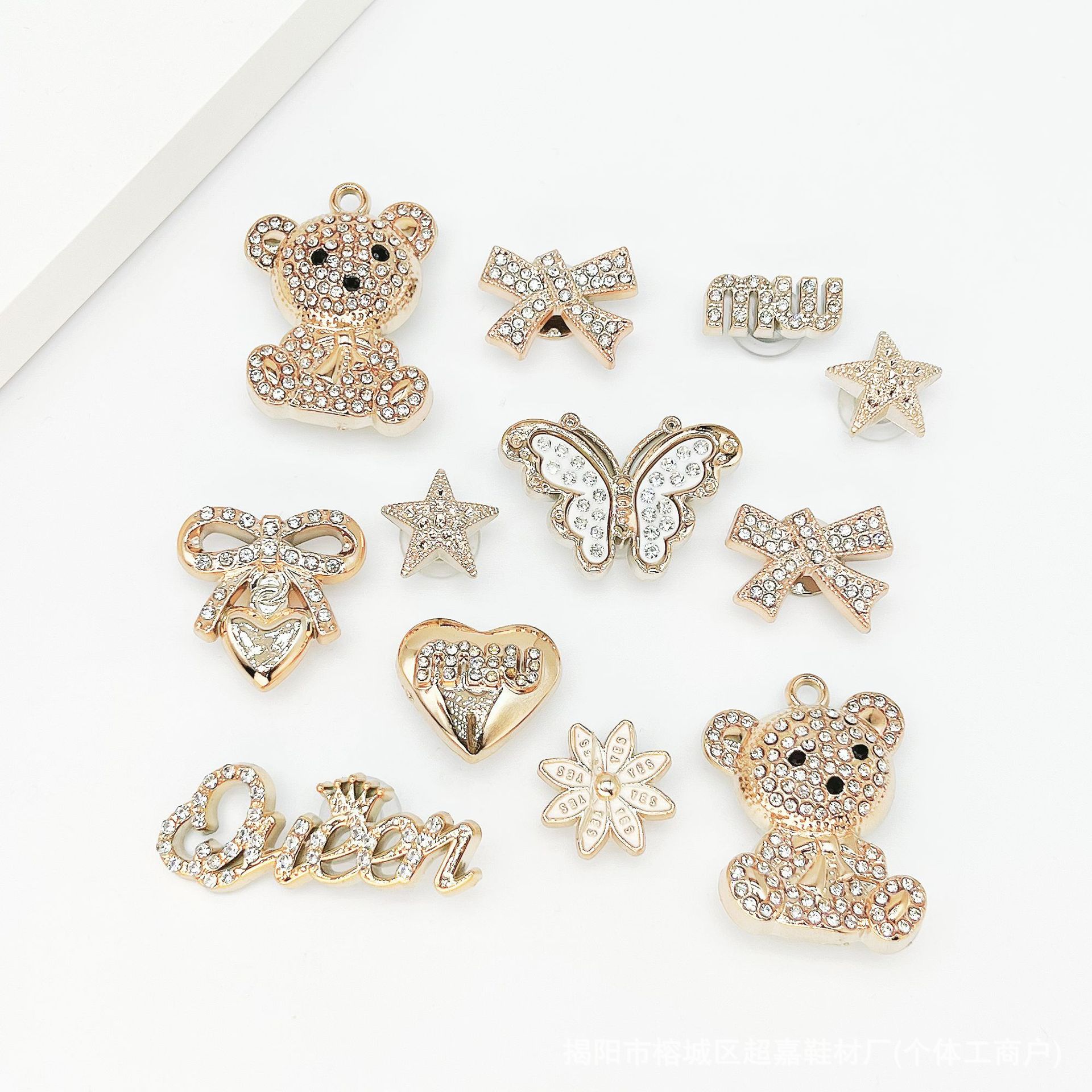 CJ-171 Oso cariñoso mariposa