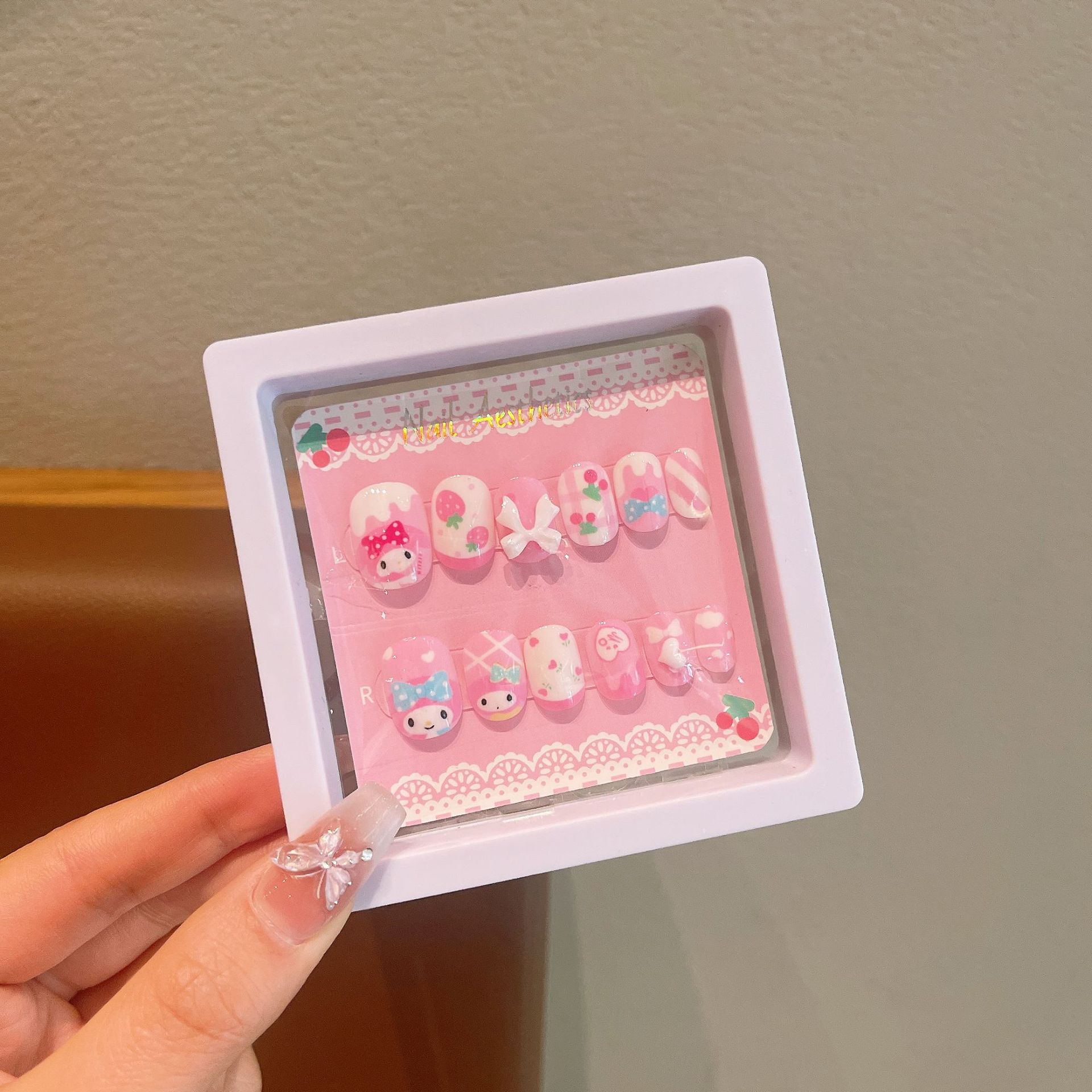 Niños pegatinas de uñas chicas dibujos animados pony paoli pegatinas de uñas desmontables piezas de uñas dulces lindas para usar uñas