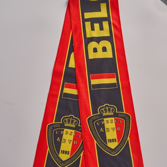 Bufandas de Terciopelo para Fanáticos de Equipos Nacionales de la Copa Mundial, Bufandas de Animación y Apoyo para Clubes de la Copa de Europa, Disponibles en Existencia