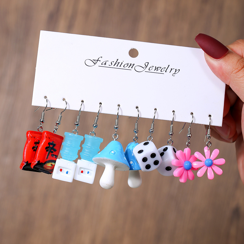 Combinación de pendientes de acrílico de resina de venta caliente de Amazon transfronterizo verano diversión fruta animal pequeño 5 pares de pendientes