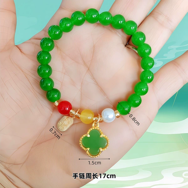 Bead bracelet, four-leaf clover