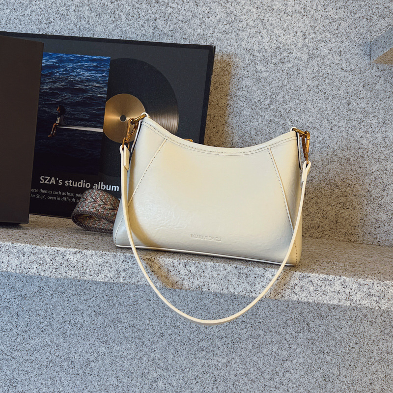 Niche French Vintage Underarm Bag For Women 2026 New Arrival Versatile Retro Commuter Baguette Bag Elegant Shoulder Handbag - Thumbnail 8