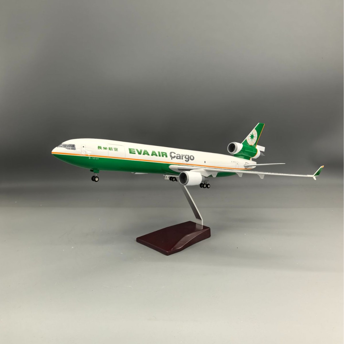 EVA AIR Cargo 1:130仿真长荣航空麦道11货机MD11飞机模型收藏品