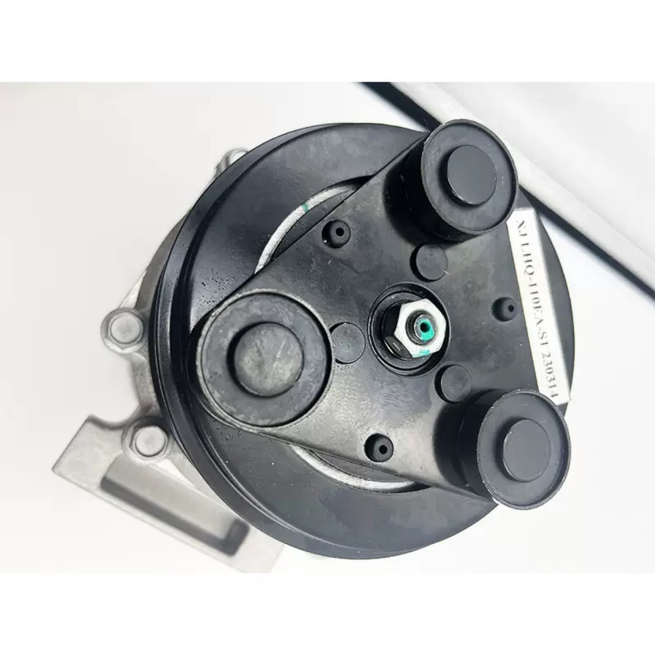 Suitable for Dongfeng Fengshen S30L60A60Ax3Ax5Ax7E70A9 Car Air Conditioning Compressor Air Conditioning Pump