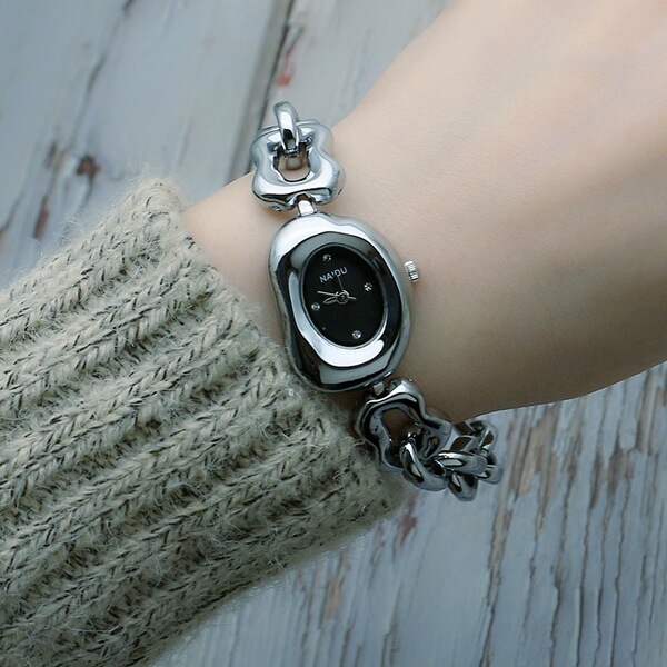 universal bracelet