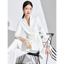 职业女西装2024年新款时尚白色外套女气质休闲风小西装两件套套装