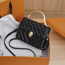 �羳����б�����Ů2025���朗l�μ���߼����^С�����QŮ��С��