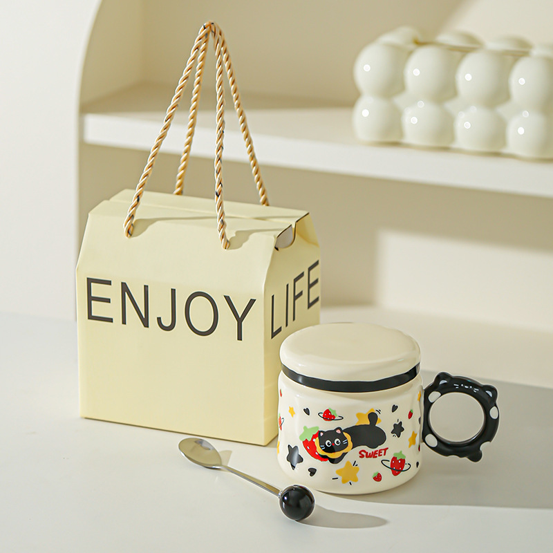 Regalo de cumpleaños Taza de dibujos animados para novias Taza de cerámica con tapa Regalo de mano Taza de agua para gatos lindos