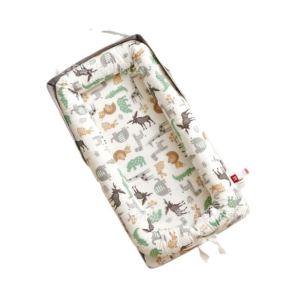 handheld children's protective pillow for mother and baby
