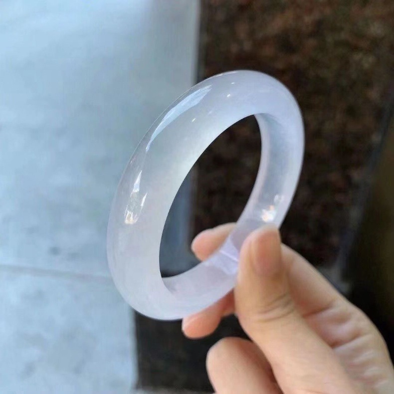 Vòng tay ngọc bích Myanmar A hàng trắng ánh trăng đường kính trong 52–64 mm chi tiết 4