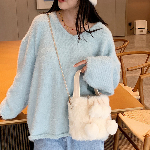 Autumn and winter plush large capacity bag  new women's bag popular furry handbag chain crossbody bucket bag