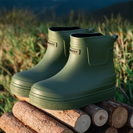 女式雨鞋;男式雨鞋;厚底拖鞋