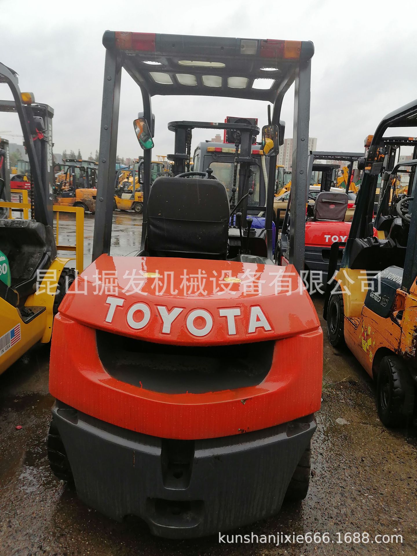 TOYOTA丰田8F3吨叉车 丰田3TON二手叉车8FD30现货