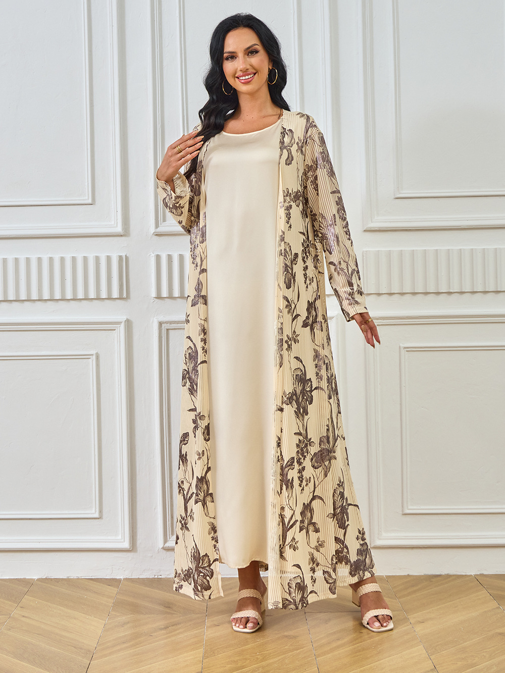 Middle East 2024 Summer New Fashion Gold-Embossed Muslim Dress Dubai Travel Cardigan Robe European And American Women's_ecoleips.com