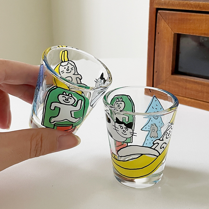 日本式の清酒のコップのセットは厚いミニガラスの焼酎の家庭の個性のプリントの小さい杯の白酒のコップを厚くします。|undefined