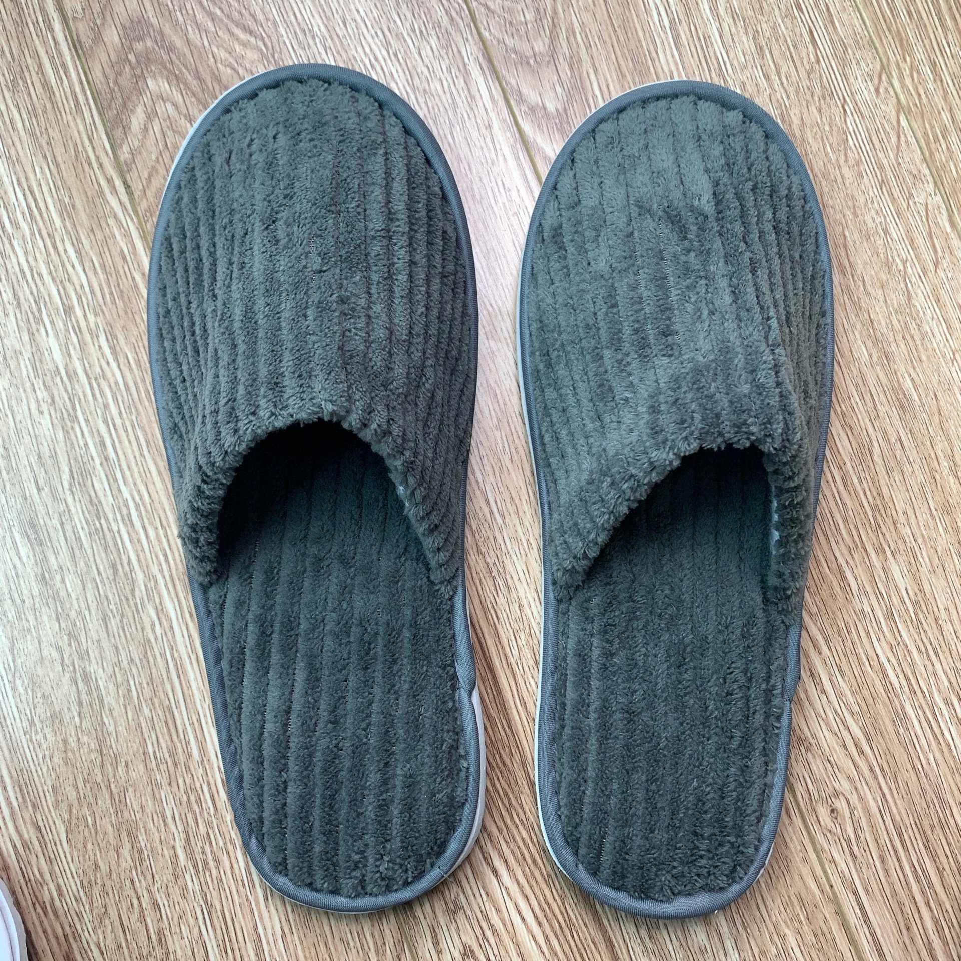 Striped gray coral velvet with bottom