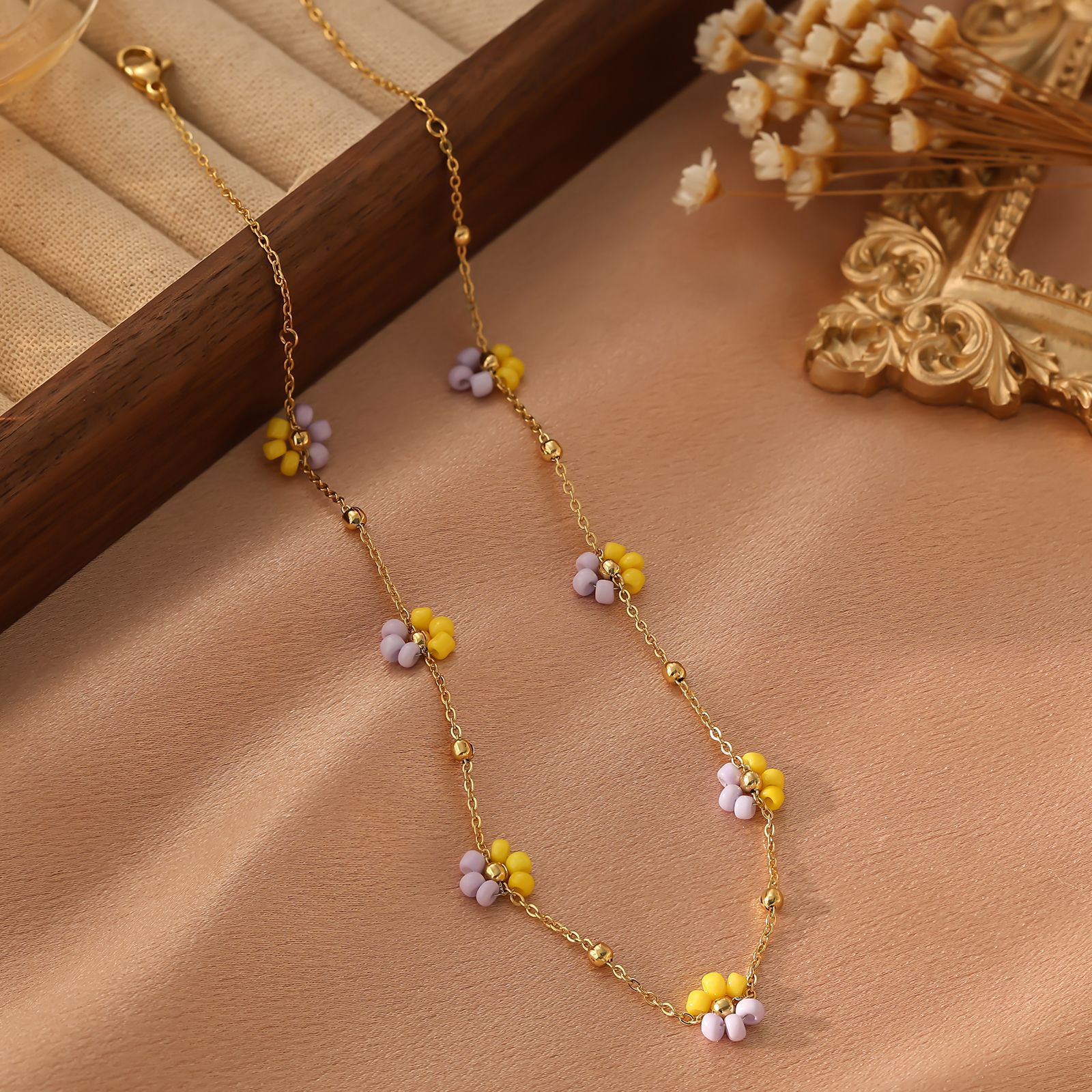 10g Weight Necklace Classification Titanium Steel Chain Material cable chain Chain Type 1 Piece Quantity Holiday, Daily Occasion Titanium Steel Material Flower Pattern All Seasons Season Women's Gender Plating Design Simple Style Style Wholesale Jewelry Simple Style Flower Titanium Steel Plating Necklace Cable Chain 18