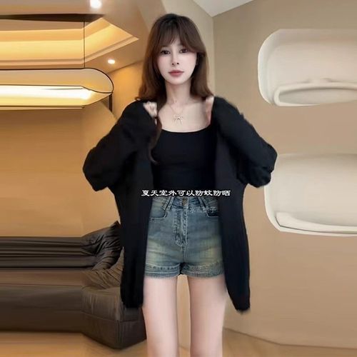 Stylish and Versatile Loose Fit Long-Sleeve Knit Sun Shirt for Women, with Mesh Overlay, Suitable for Layering