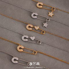 鑫艺鑫欧美饰品不锈钢回形针带钻星星吊坠锁骨项链小众设计感颈链