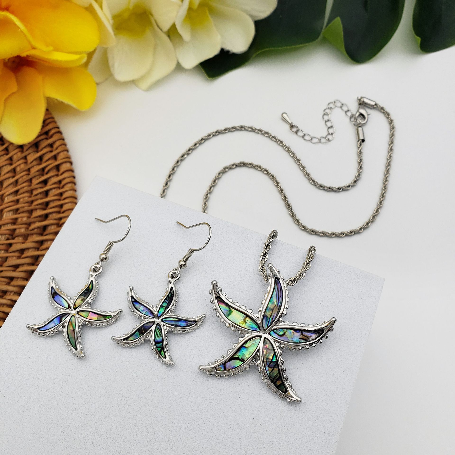 1 Set Retro Flower Alloy Plating Inlay Shell Womenu0027S Earrings Necklace
